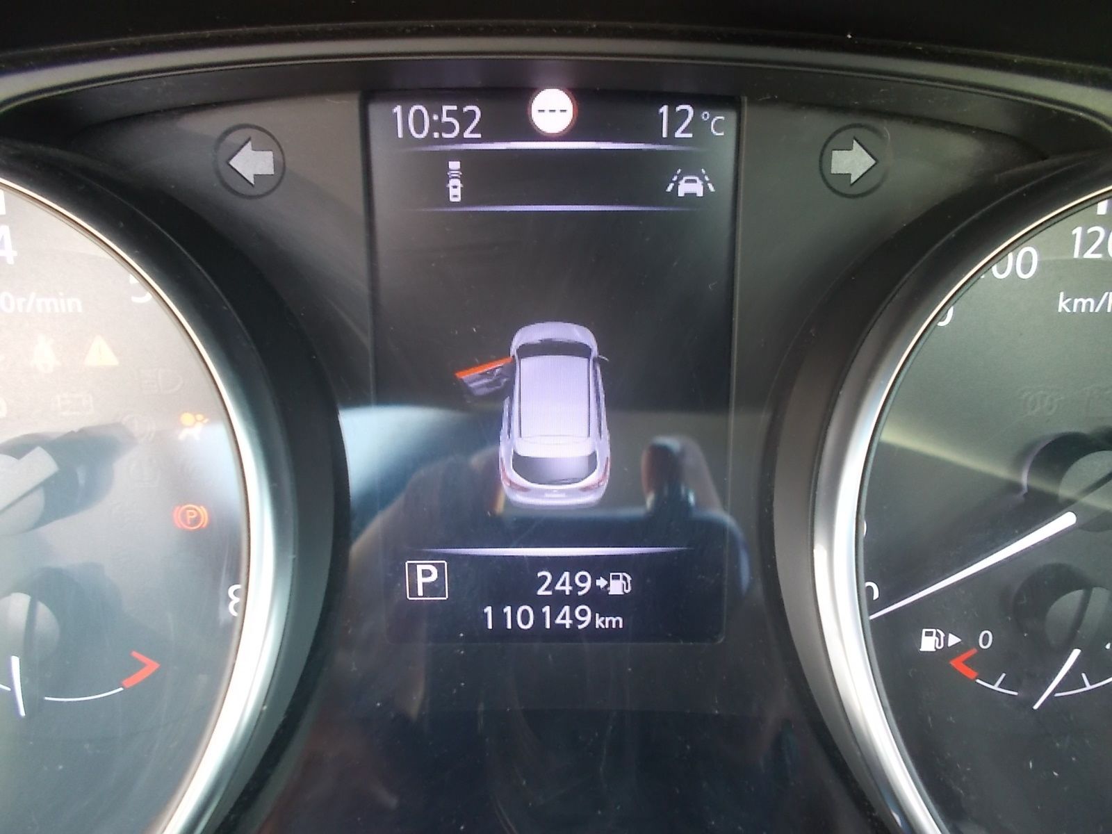 Fahrzeugabbildung Nissan Qashqai 1.2 DIG-T Acenta 4x2 Automatik