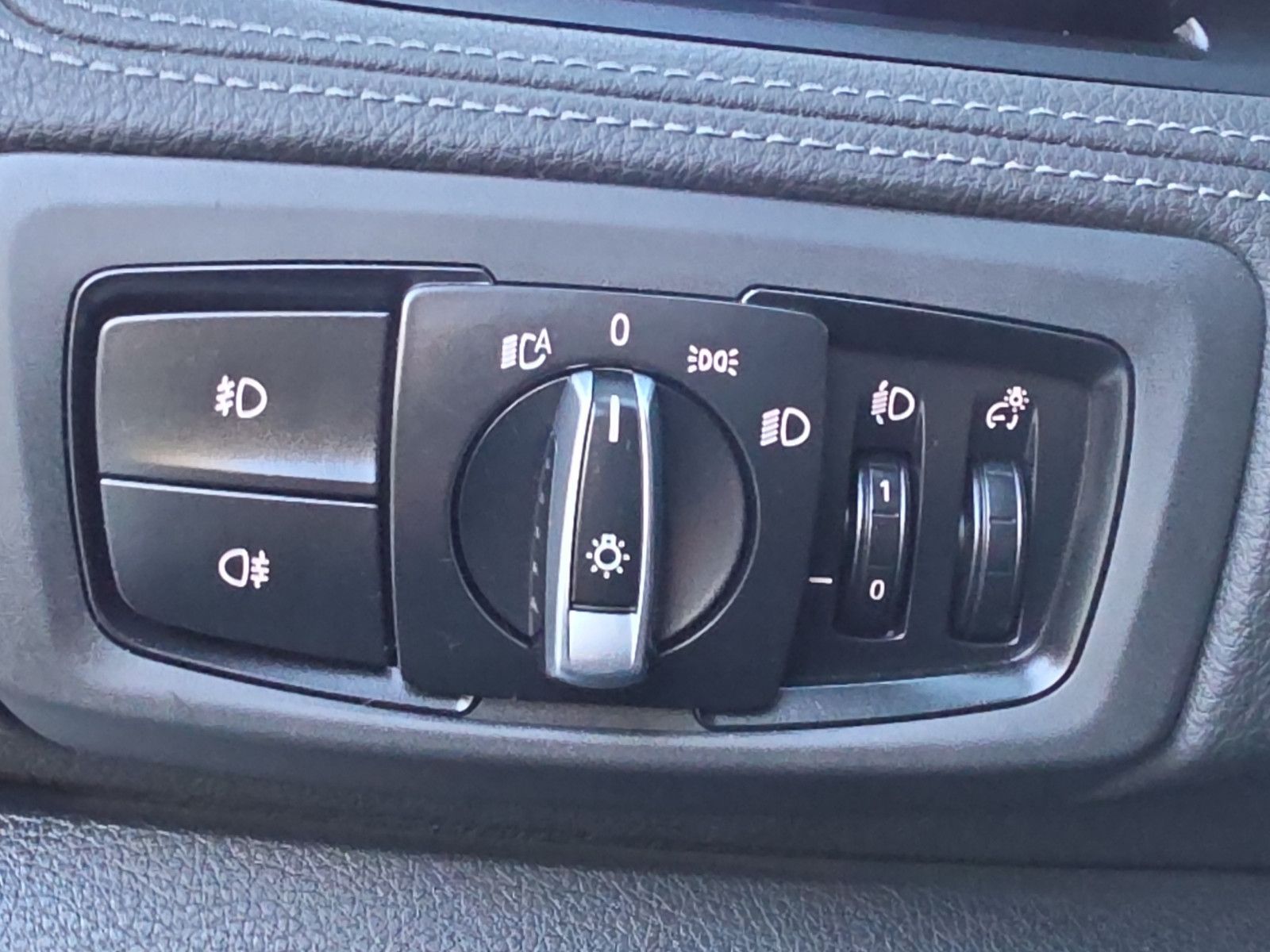 Fahrzeugabbildung BMW 2 Active Tourer 218 d Sport Line Sport-Automatik