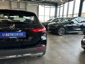Mercedes-Benz GLA 220 d 4Matic *LED*AHK*Keyless*