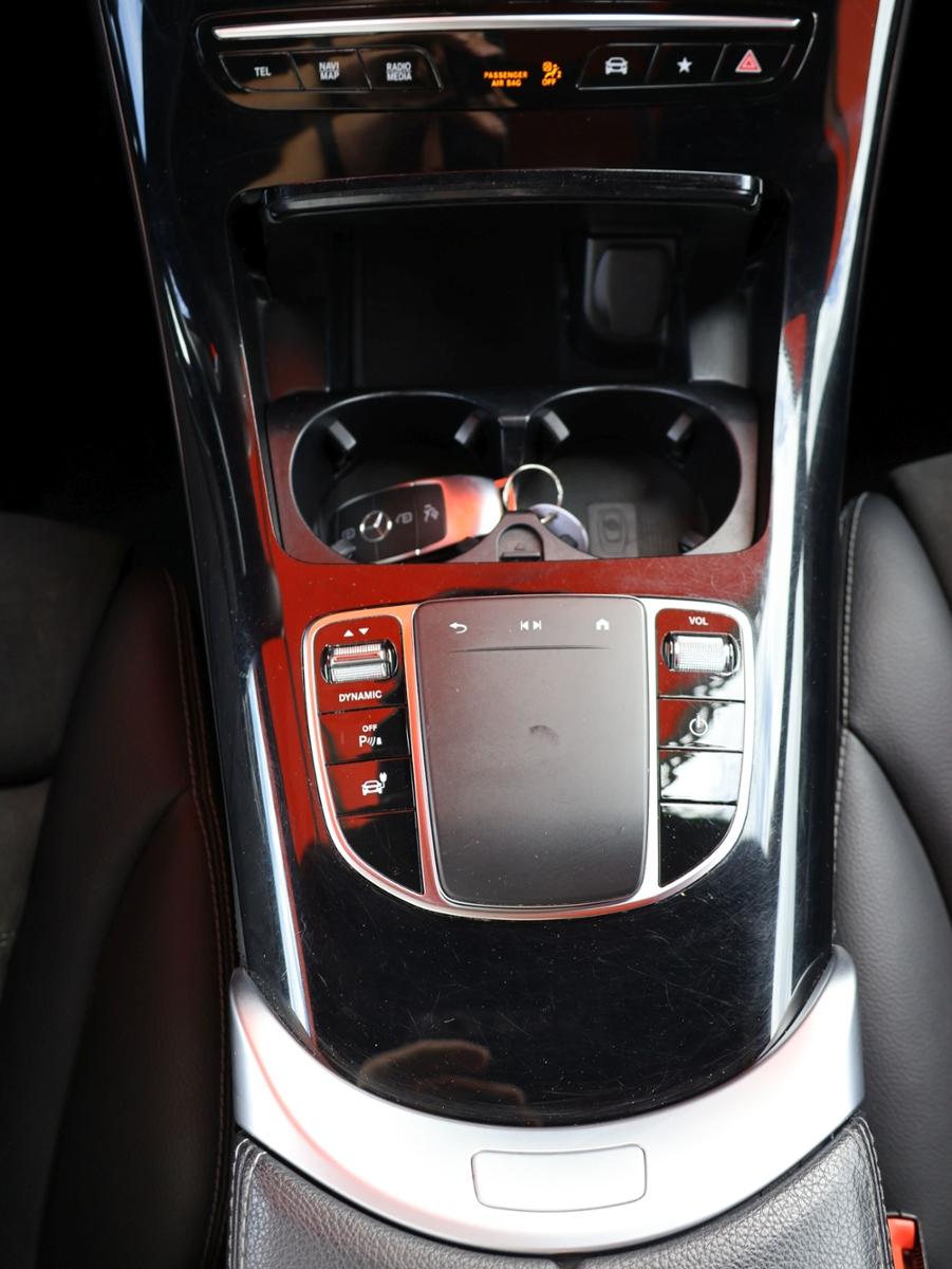 Mercedes-Benz EQC 400 4M AMG Line SHD Distr. Multi