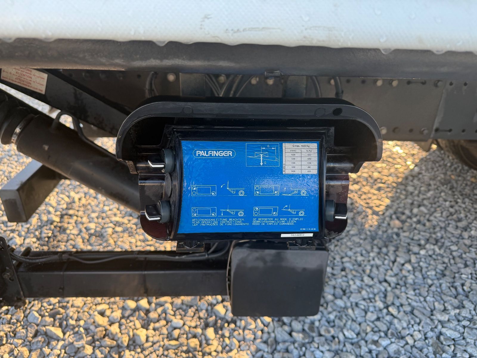 Fahrzeugabbildung Mercedes-Benz Atego  1524 LBrake-Assist LBW  ABS / ASR