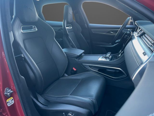 Fahrzeugabbildung Jaguar F-Pace P400 R-Dynamic HSE Pano Standheizung