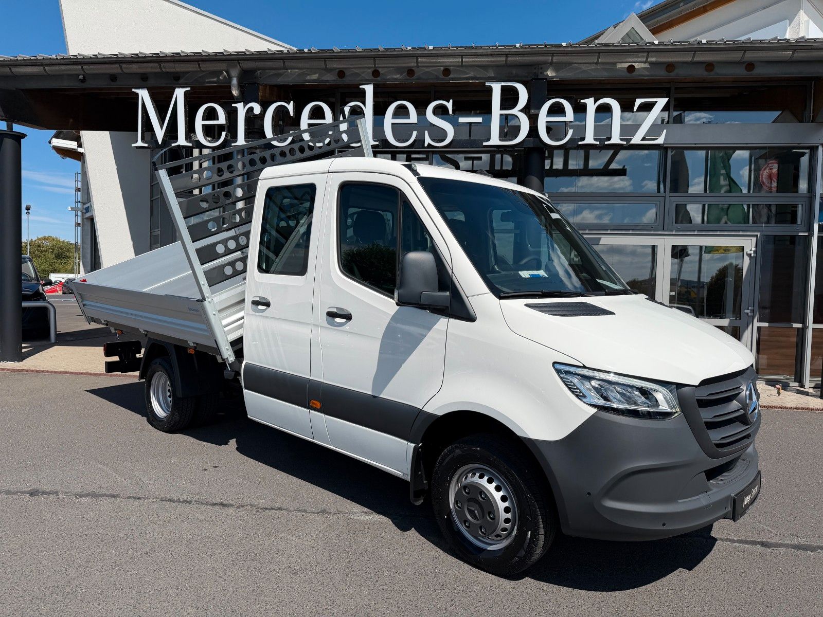 Fahrzeugabbildung Mercedes-Benz Sprinter 515 CDI DoKa 3-Seiten-Kipper