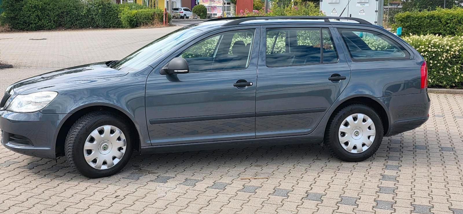 Skoda Octavia 2009 — photo 9