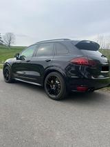 Porsche Cayenne GTS  - Porsche Cayenne GTS