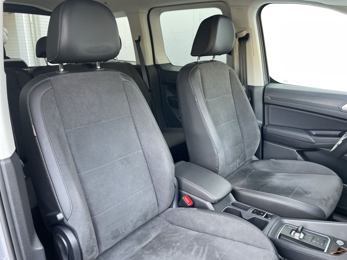 Caddy 1.5 TSI DSG Style Kamera/ACC/LED/Navi/App-