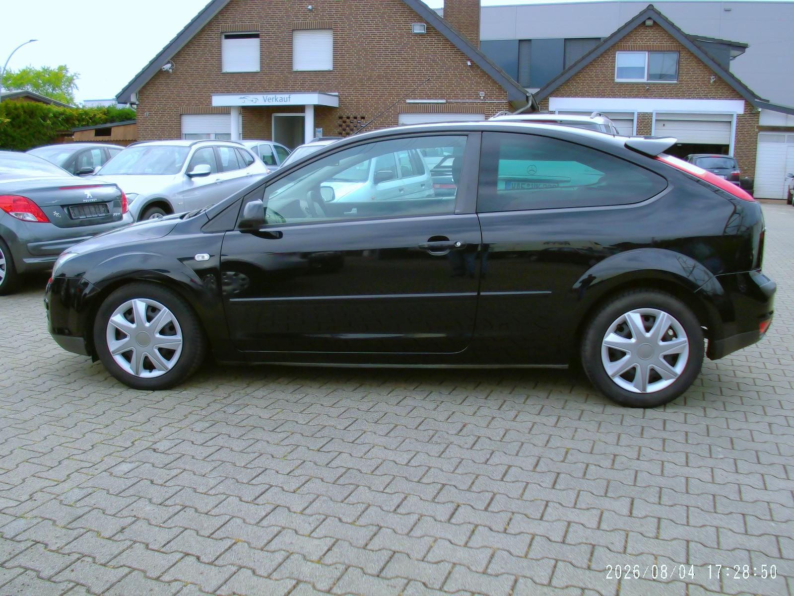 Ford Focus Lim. Style TÜV neu Klima Tempomat