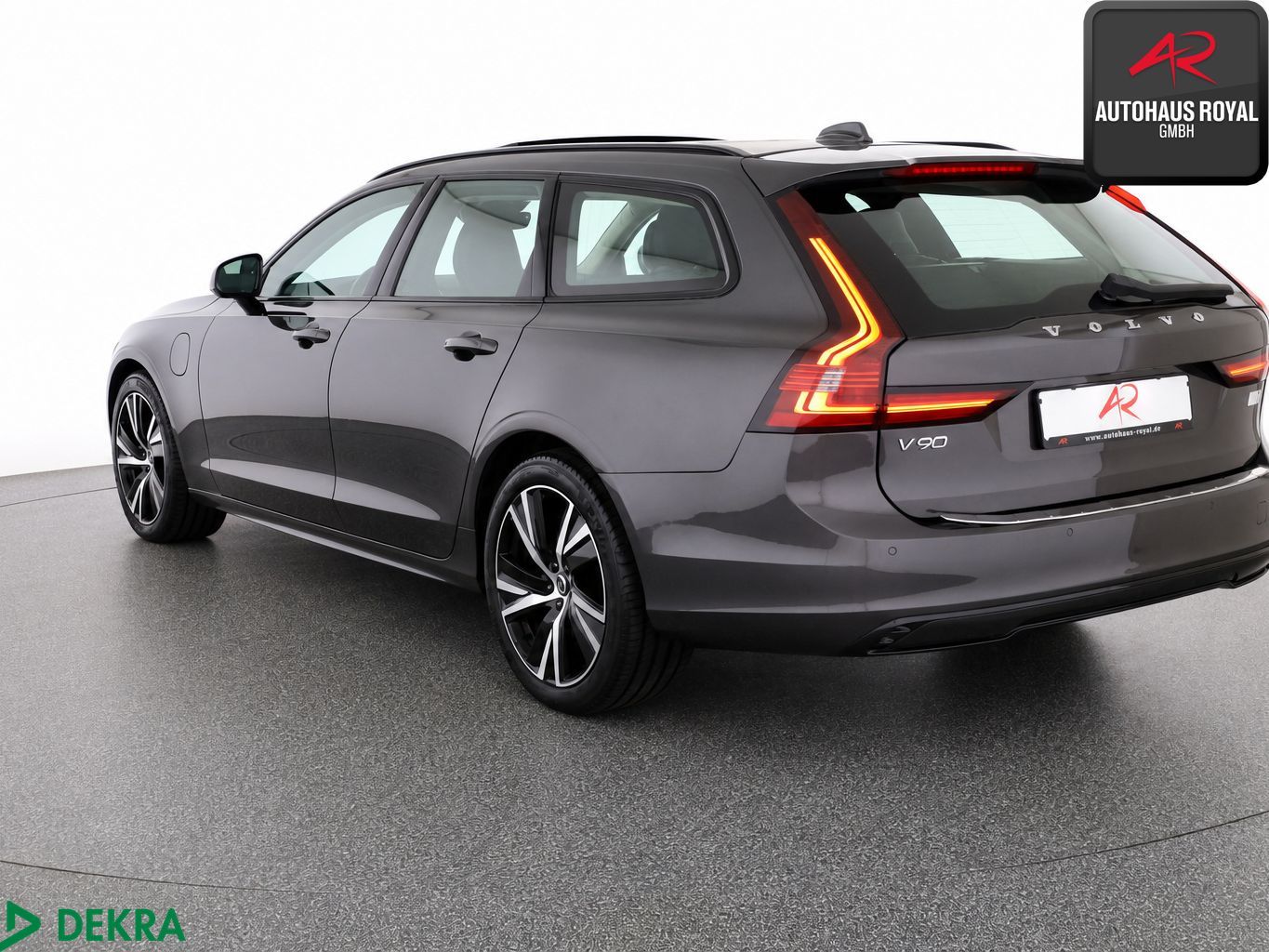Volvo V90 T8 AWD RECHARGE R DESIGN 360,KEYLESS ACC AHK foto 3