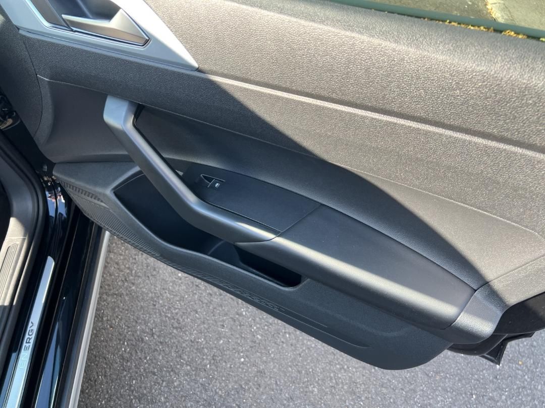 Fahrzeugabbildung Volkswagen Taigo Energy.GJR.RFK.App Connect Keyless.uvm LED
