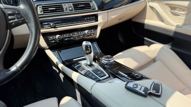 BMW 530d Touring xDrive *LED*HEAD-UP*PANO*KAMERA*