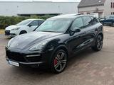 Porsche Cayenne Turbo*Panorama*Bi-Xenon* - Porsche Cayenne aus 2012: Turbo