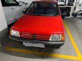 Peugeot 205 Junior H-Kennzeichen - rote Peugeot 205