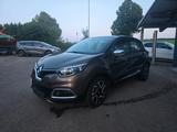 Renault Captur Luxe-Automatic-Navi-KeylessGo-AHK - Renault: Automatic