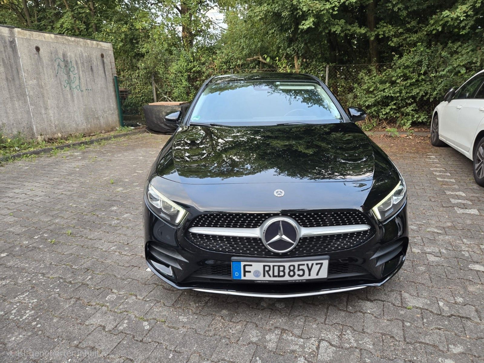 MERCEDES-BENZ A 180 -