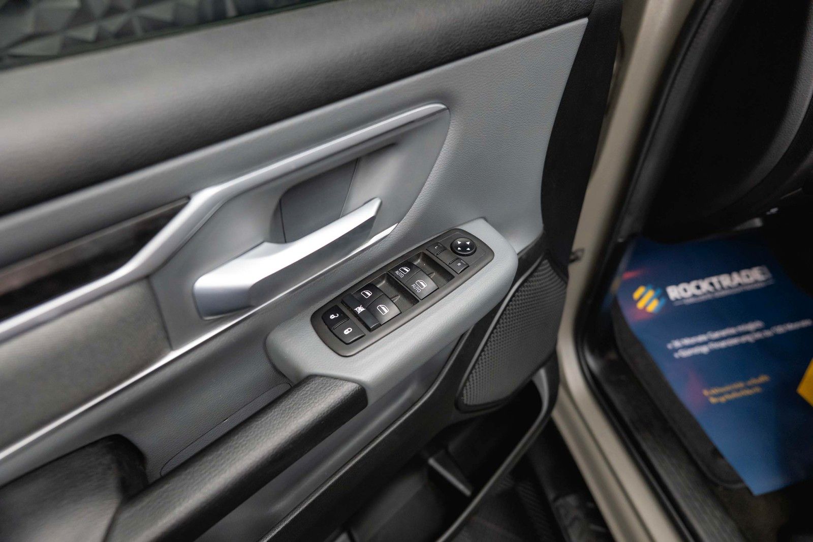 Fahrzeugabbildung Dodge RAM 5.7 V8 HEMI 4x4 OFFROAD LONGBED RAPTOR Style
