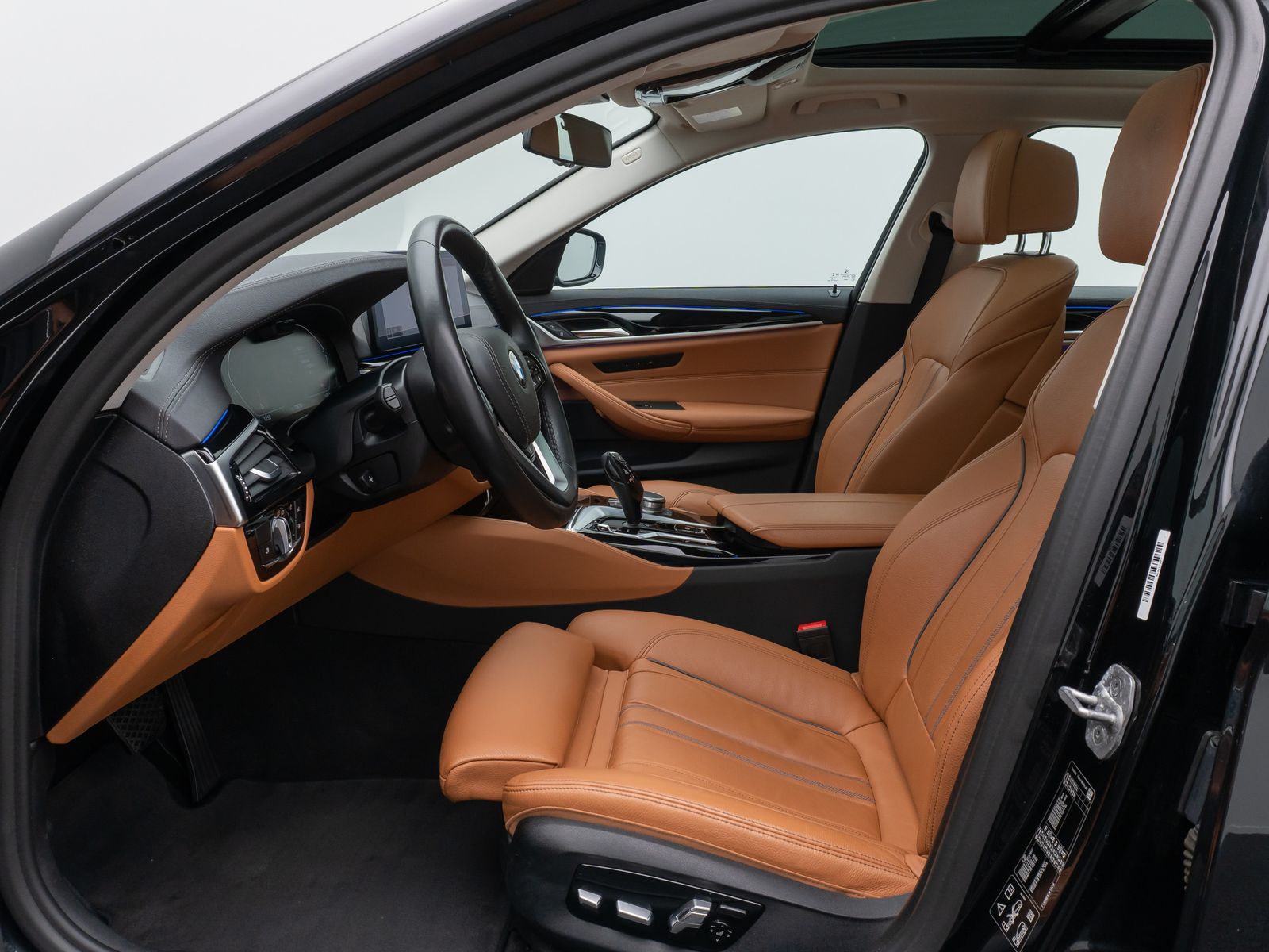 Fahrzeugabbildung BMW 540d xD LuxuryLine HUD Kamera DAB Laser Panorama