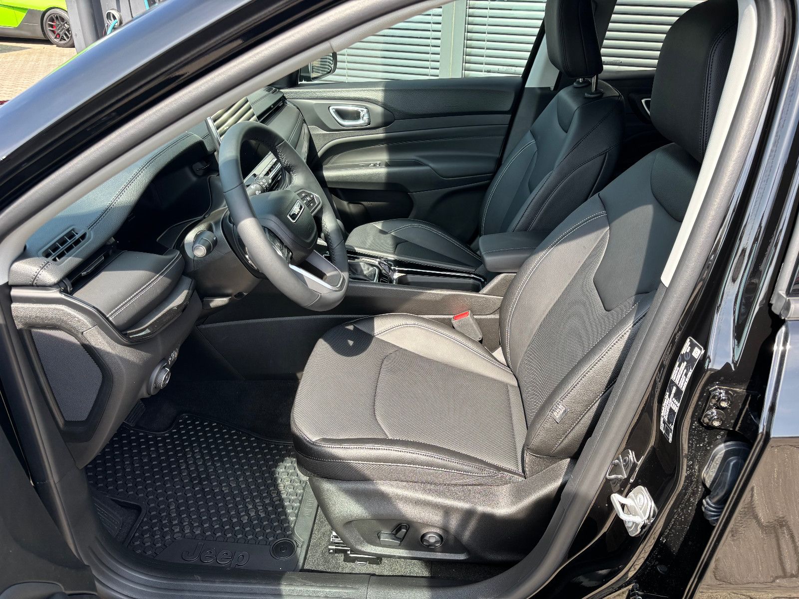 Jeep Compass - Bild 12