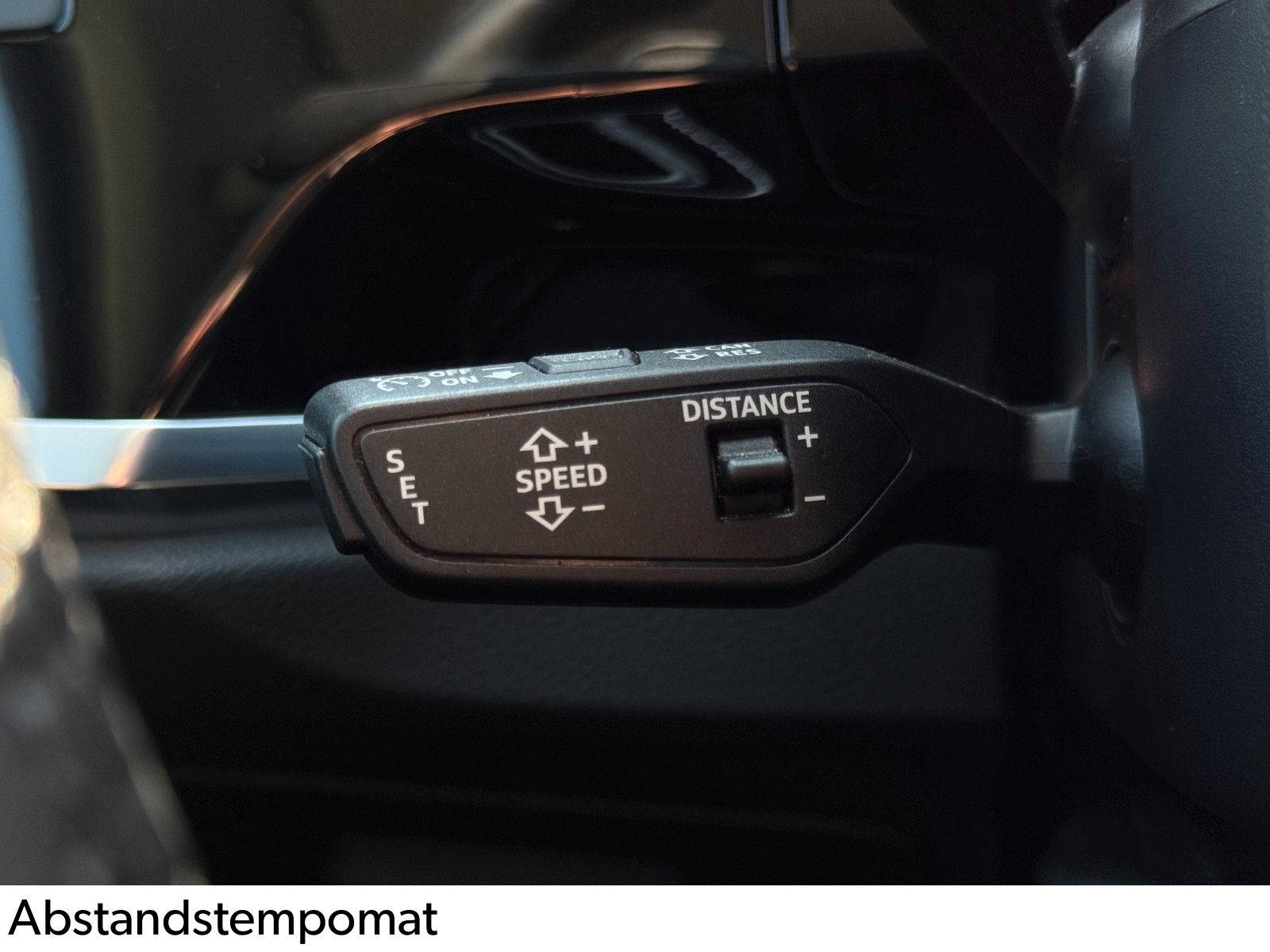 Fahrzeugabbildung Audi Q3 45 TFSI e S tronic Sonos Virtual Pano CAM ACC