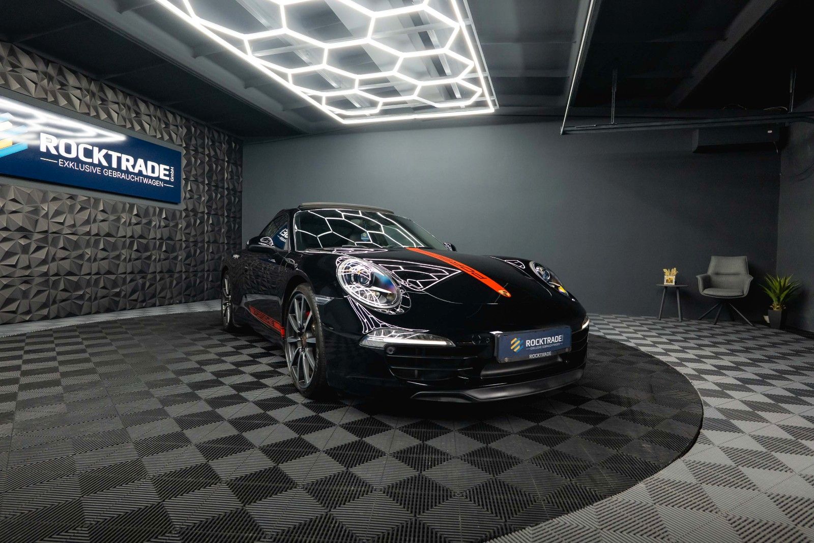 Fahrzeugabbildung Porsche 991 911 Carrera S Black Design Chrono *Pano*LED*