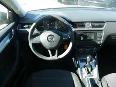 Fahrzeugabbildung Skoda Octavia 1.0 TSI DSG Ambition Combi KLIMA*PDC*GRA