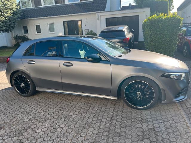 MERCEDES-BENZ A 200 Limos AMG I Magno Grau I Pano I 46000 km