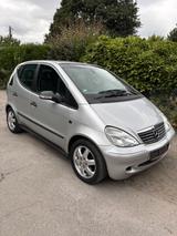 Mercedes-Benz A 160 Navi*Orig.138500km*Sitzh.*2Hd. - Mercedes-Benz A 160 in Duisburg