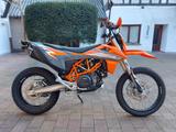 KTM 690 Enduro R - KTM ENDURO 690 R