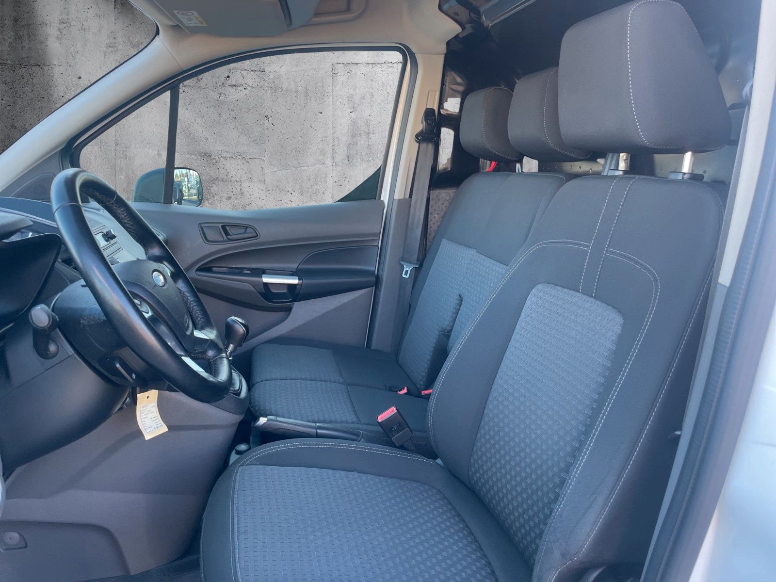 Fahrzeugabbildung Ford Transit Connect Kasten Trend