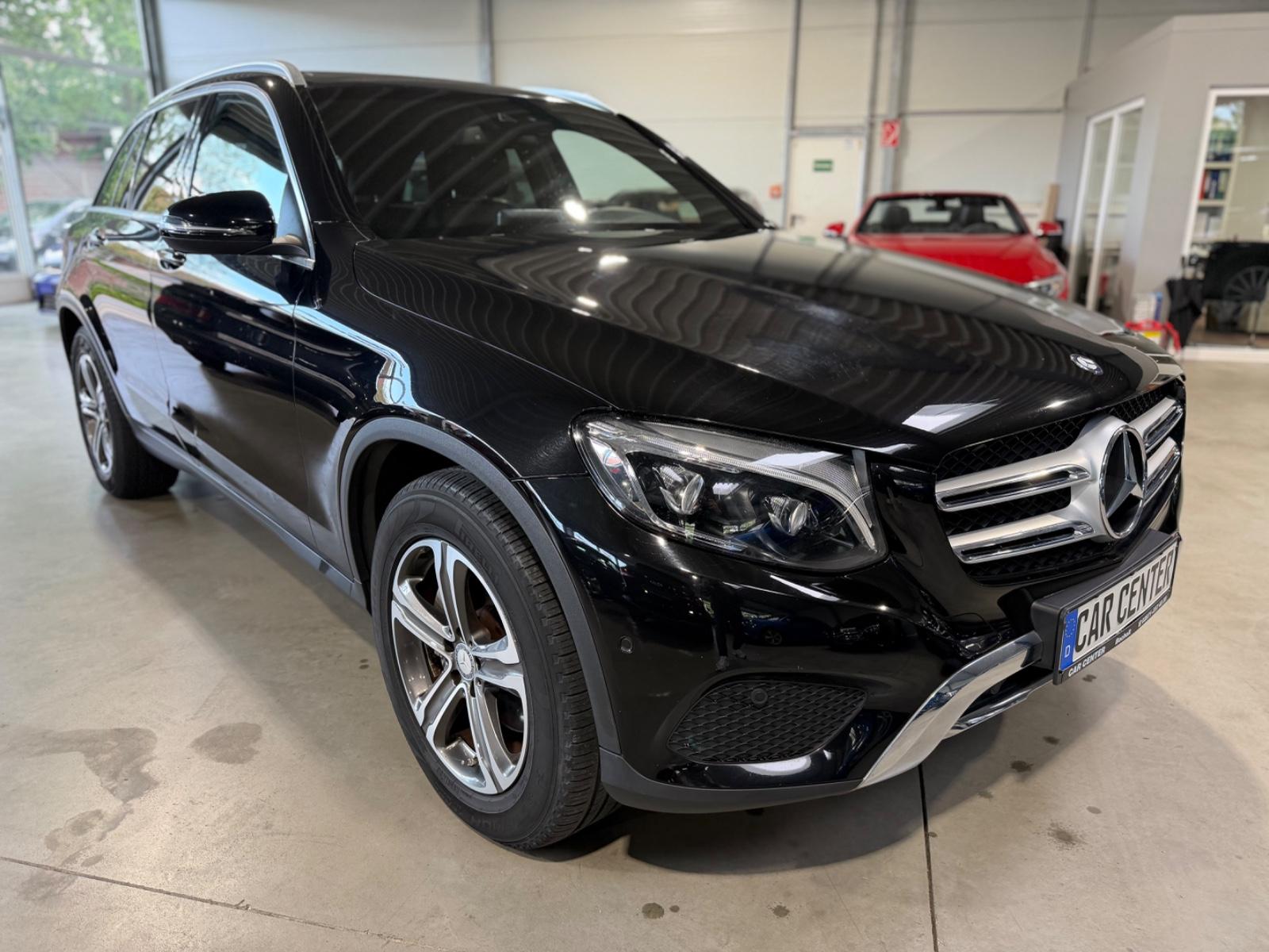 Mercedes-Benz GLC 250 4Matic Navi|LED|StHZ|Teilleder|PDC|Pano