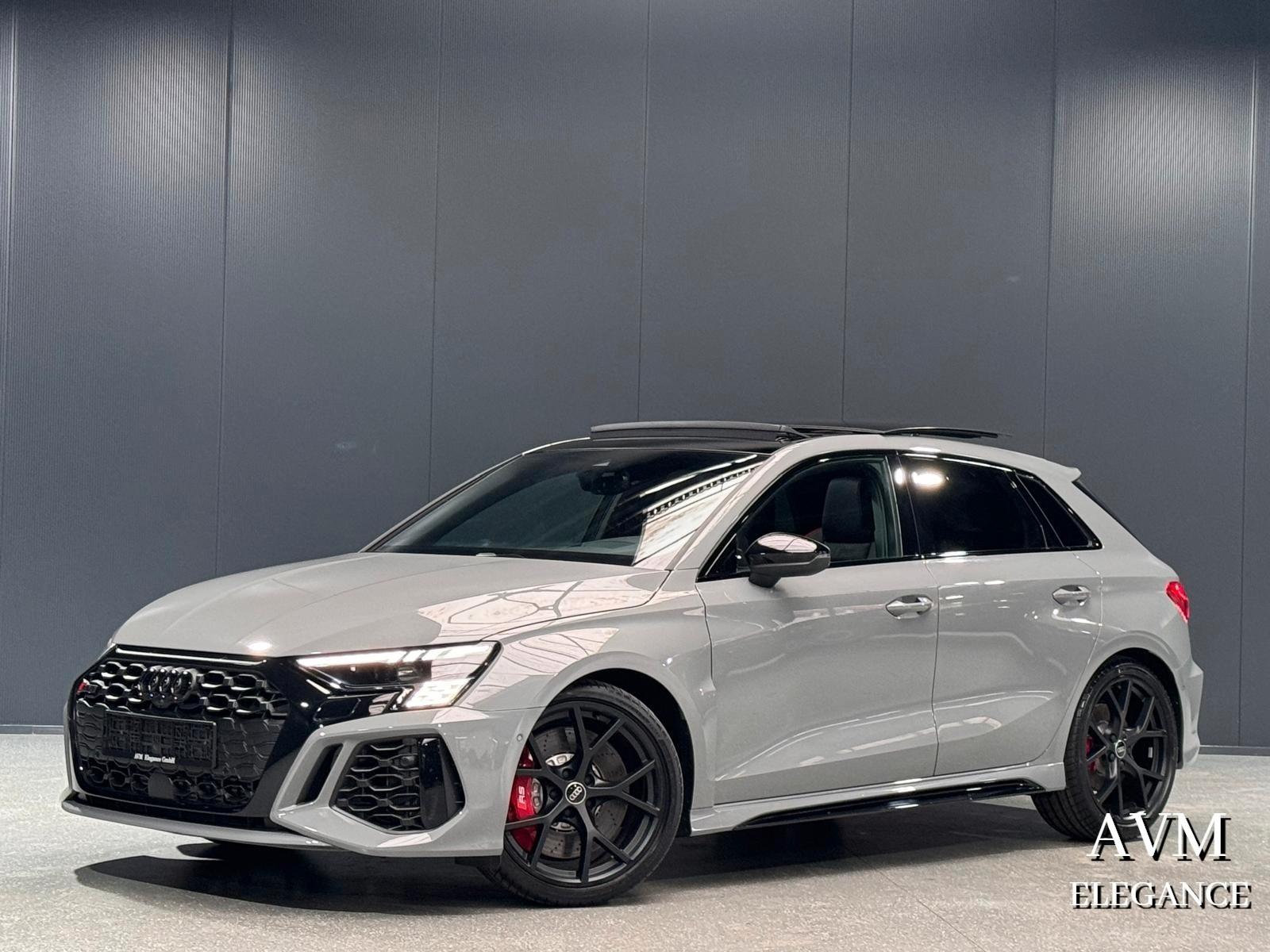 Audi RS3 Sportback*NARDO GRAU*B&O*HUD*MATRIX LED*PANO