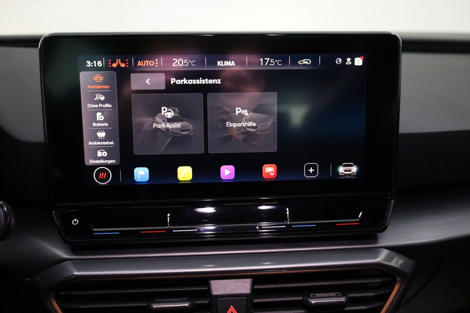 Fahrzeugabbildung CUPRA Leon Sportstourer VZ,Leder,Navi,LED,SH,Kamera+WR