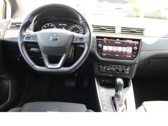 Fahrzeugabbildung Seat Arona FR*black&white*LED-SW*Navi*AppCon*SHZ*PDC*
