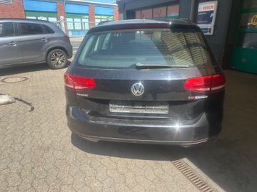 Volkswagen Passat Variant - 6