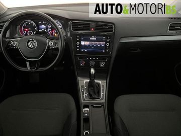 Volkswagen Golf - 10