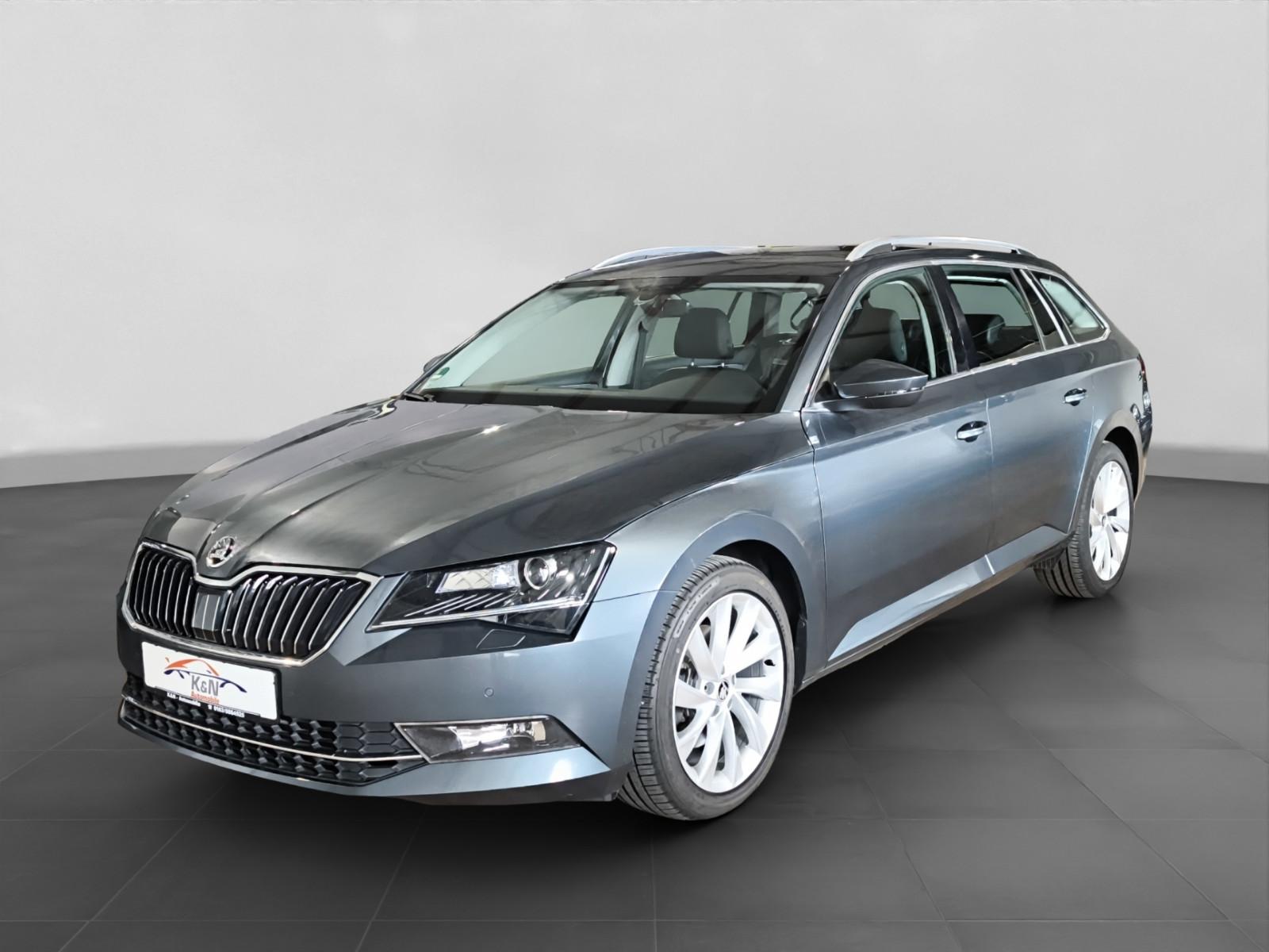 Skoda Superb Combi Style *Xenon*ACC*Kamera*Keyless*