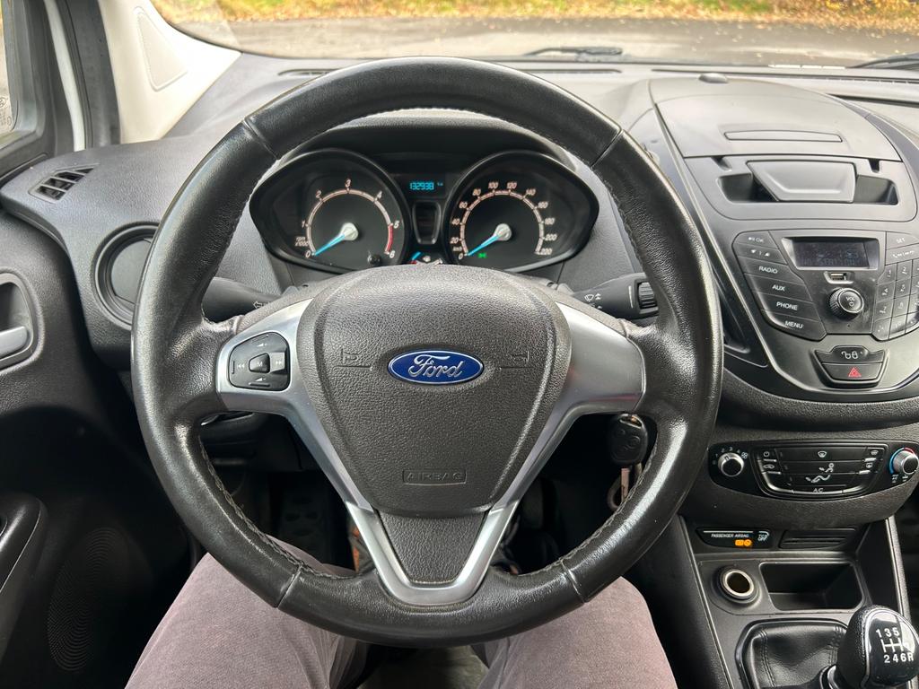 Ford Transit Courier