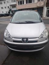 Peugeot 807 - Peugeot 807 mit Benzin-Antrieb