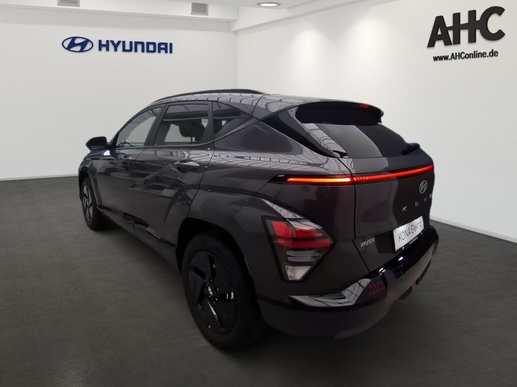 Fahrzeugabbildung Hyundai KONA EV 2WD 65kWh Trend 2xKlima ACC AUT Kam. PDC