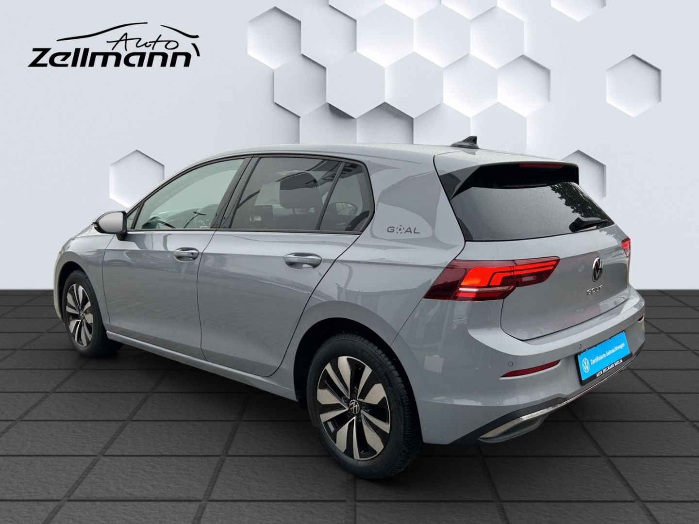 Golf VIII 1.5 TSI Schalter 85kW LED AHZV App-Con