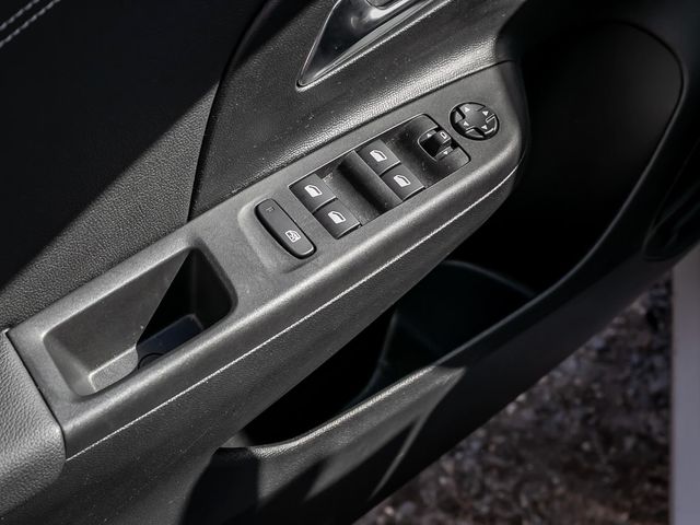Opel Corsa F e Elegance Fahrerassistenz-Paket Kamera