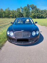 Bentley Continental Flying Spur  - Bentley: Fly Spur