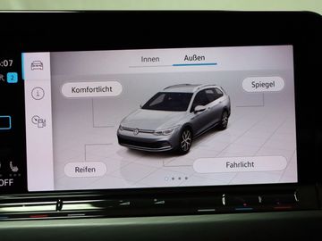 Fahrzeugverkauf 19 Volkswagen Golf VIII Vari. Style So&Wi R. StHz Navi Matrix