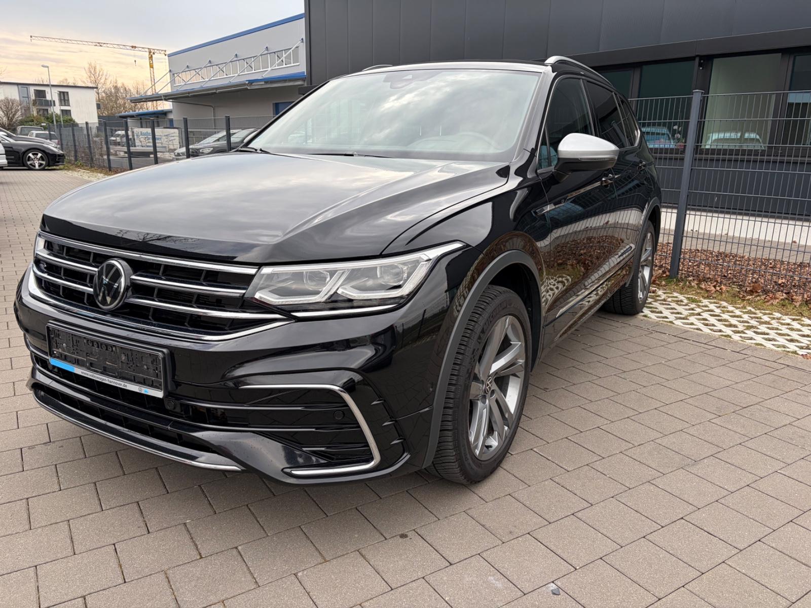 Volkswagen Tiguan Allspace R-Line 4Motion IQ/VC/RFK/HUD/ALU
