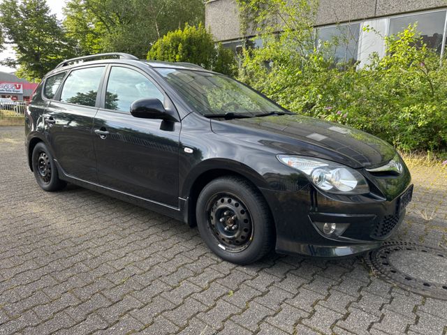 Hyundai i30 cw Classic KLIMA/EURO5/1 HAND