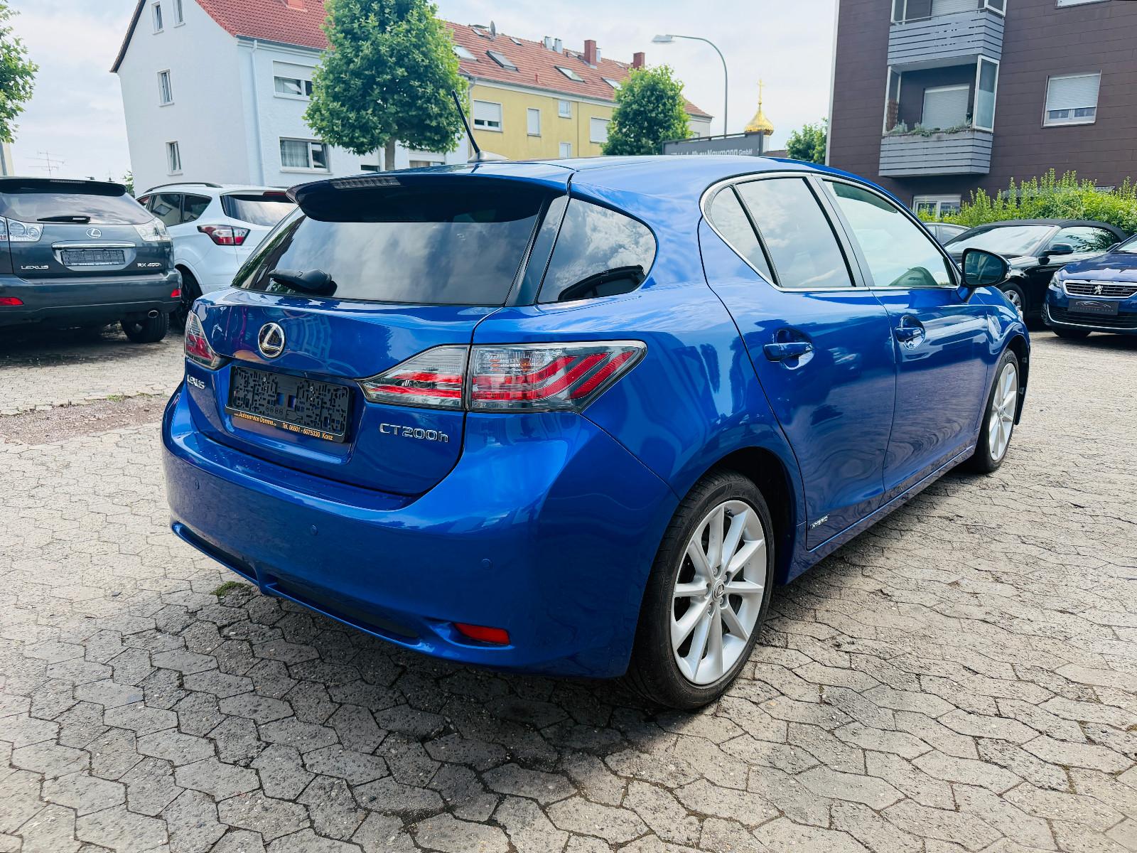 Lexus CT 200h Hybride 136 ch Dynamic • Boîte auto • 135 000 km • Phares LED • Radars AV/AR • Keyless