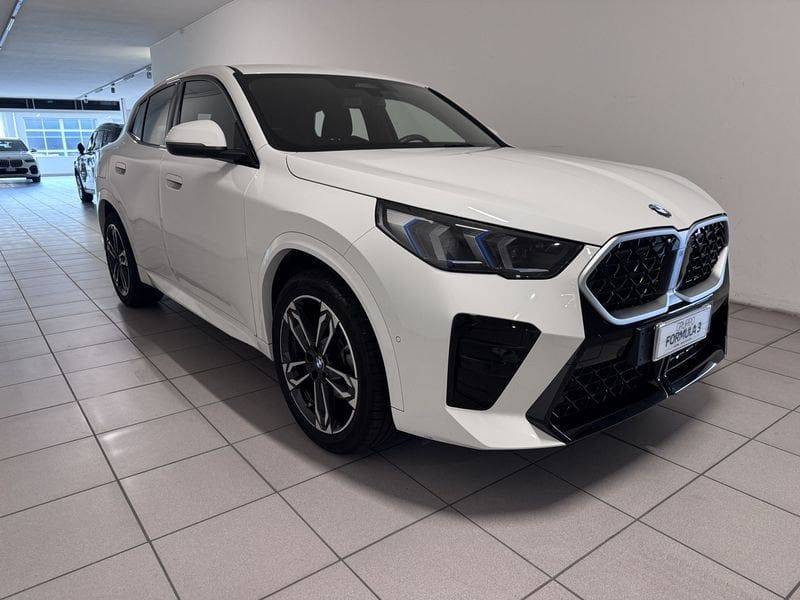 BMW X2 sDrive 18d M Sport DCT imagem 2