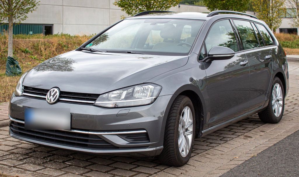 Image of Volkswagen Golf