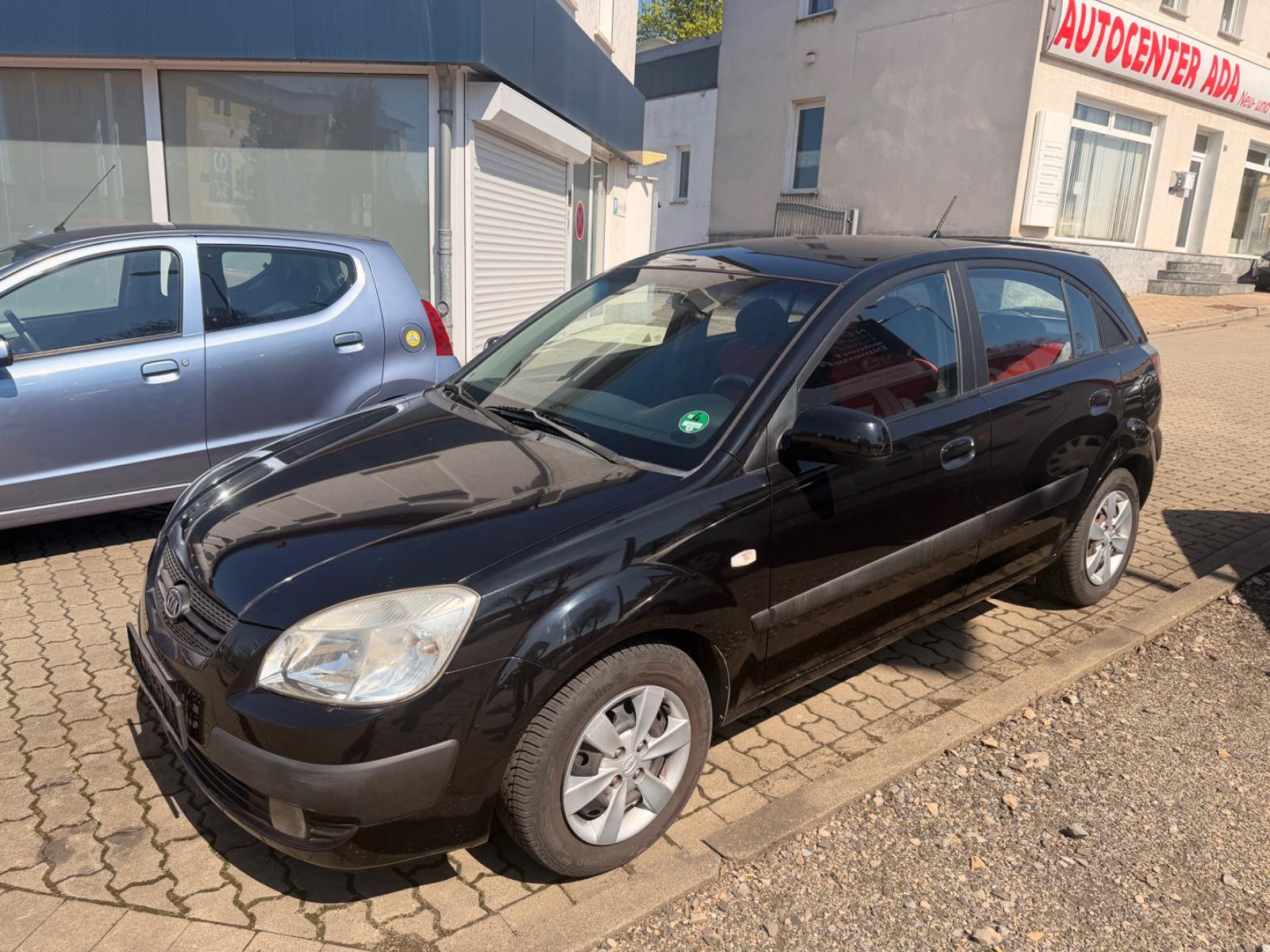 Kia Rio 1.6 EX Top