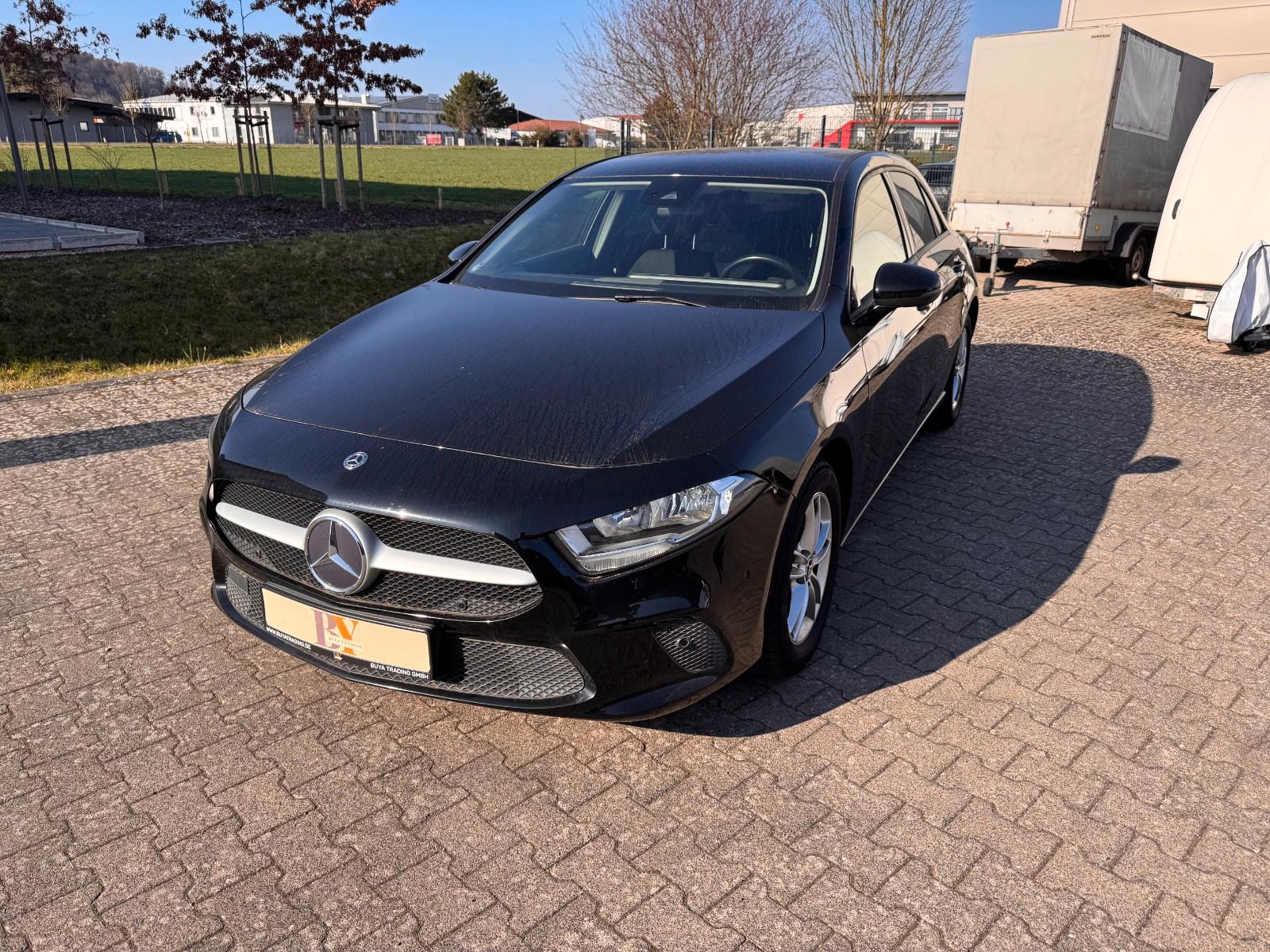 Mercedes-Benz A 180 / PDC/ KLIMA /LED / TEMPOM./ Blueth.