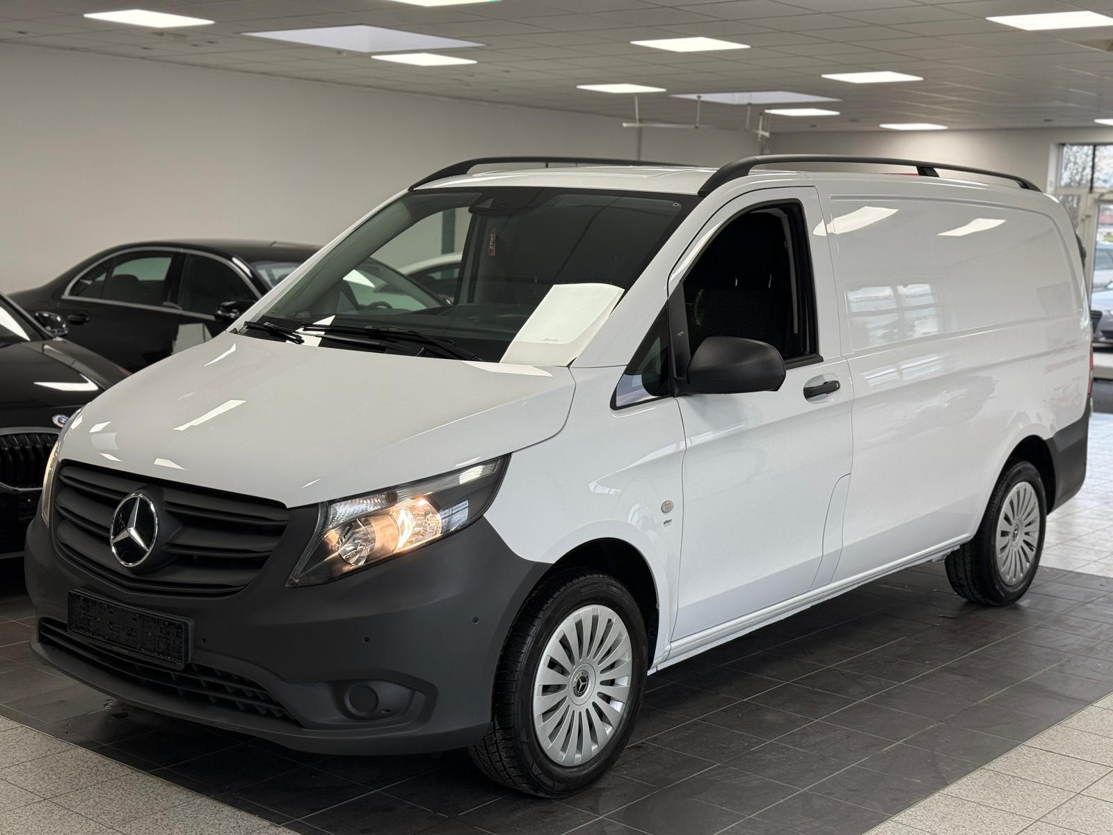 Mercedes-Benz Vito Kasten 119 CDI 4x4 lang/AHK/Kamera/TÜVneu